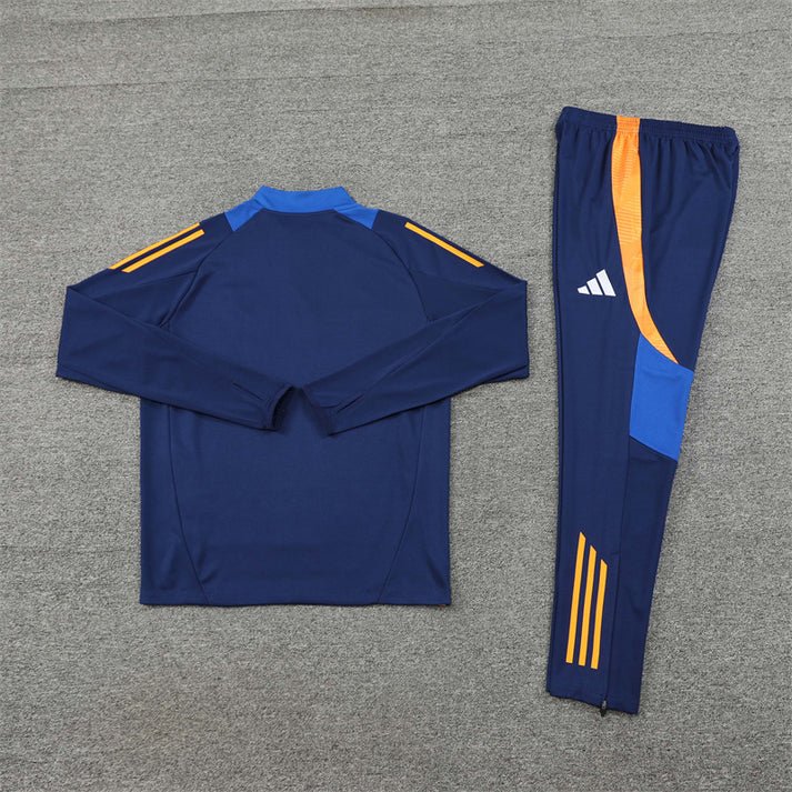 Juventus Tracksuit 2024-25 - Image 3