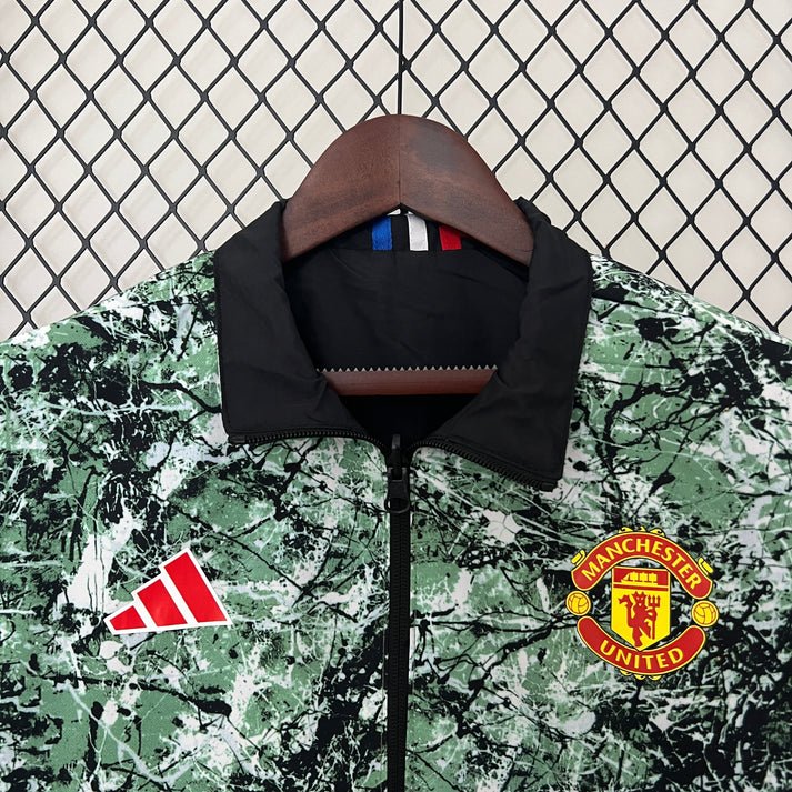 Manchester United Reversible 2024 - Image 5