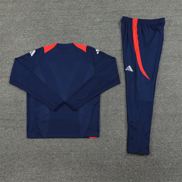 Manchester United Tracksuit 2024-25 No Zip - Image 3